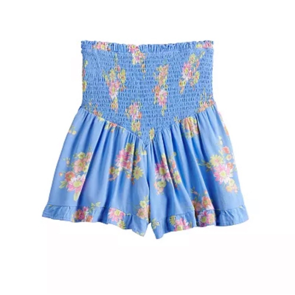 NWT High Waisted Smocked Pull On Shorts - Picture 2 of 4